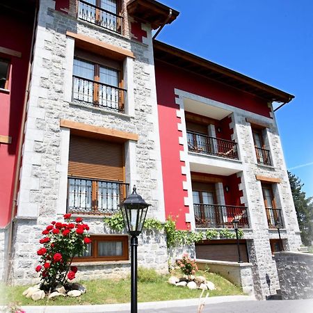 Apartamentos Rurales La Vina Onís Exterior foto