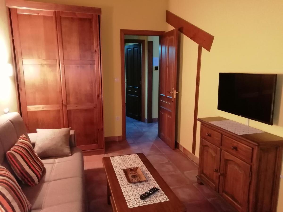 Apartamentos Rurales La Vina Onís Exterior foto