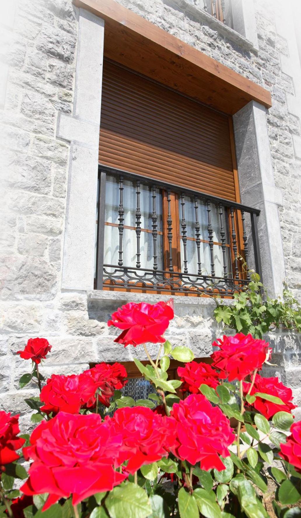 Apartamentos Rurales La Vina Onís Exterior foto