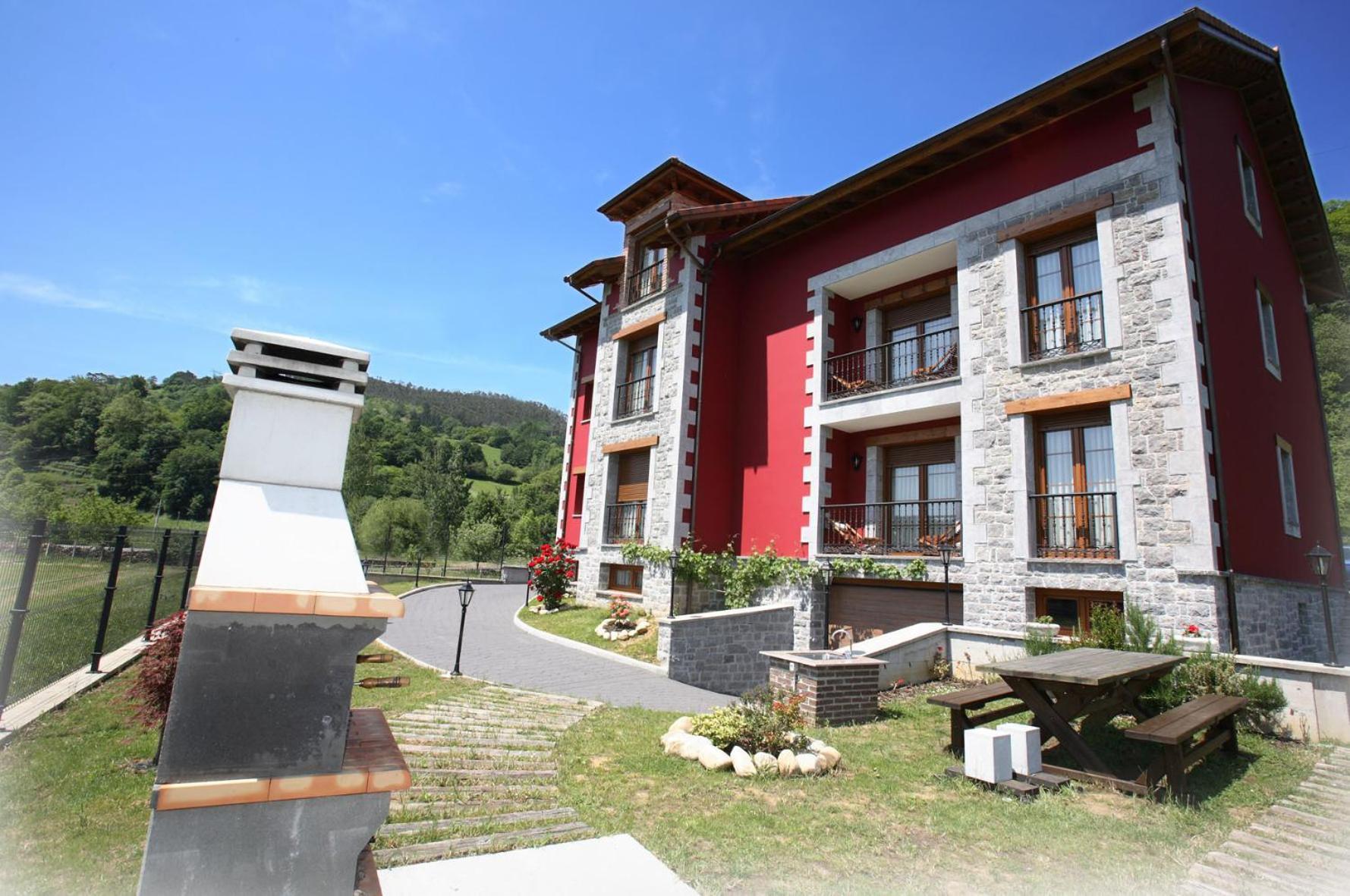 Apartamentos Rurales La Vina Onís Exterior foto